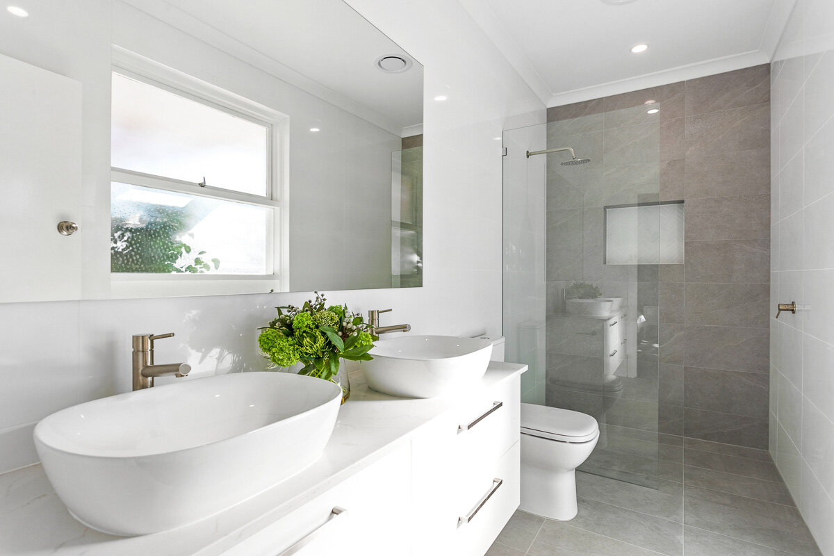 7 Tips For Updating And Redesigning Your Bathroom