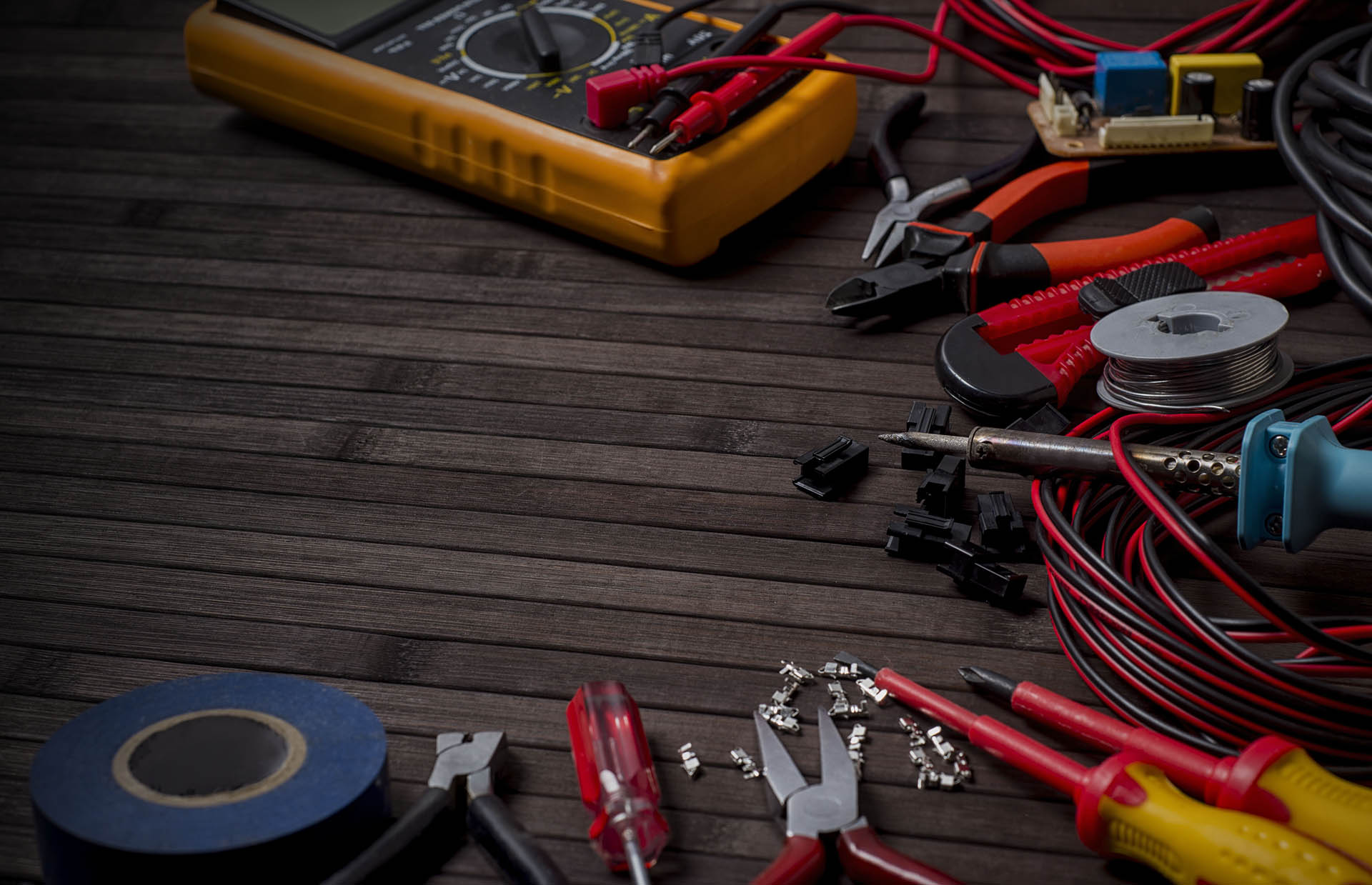 Qualities You Need To Check In An Electrician.
