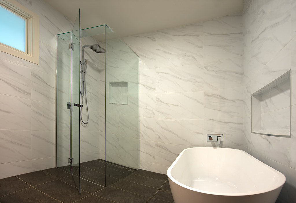 Transform Your Bathroom with Frameless Shower Screens in Sydney
