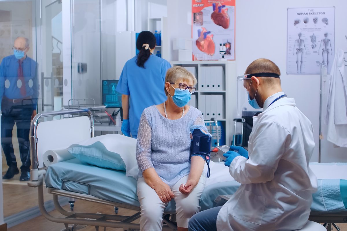 Insurance and Walk-In Care: What New Hyde Park Residents Need to Know Before Visiting Urgent Care